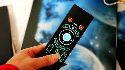 Galaxy S4 智能遥控器 昔日旗舰手机的多功能控制中心